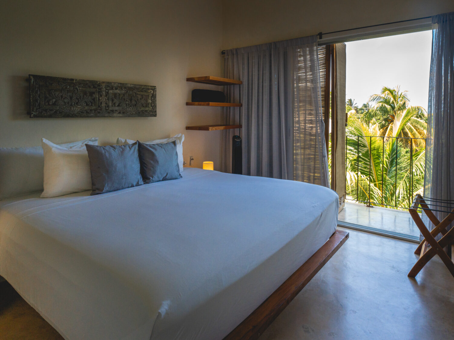 Palm view room 